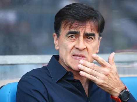 Grêmio recebe oferta para vender defensor ao Grupo City e Quinteros é avisado