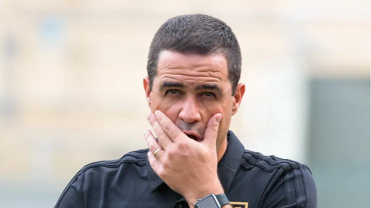 Andre Jardine tecnico do Sao Paulo durante partida contra o Santos no estadio Pacaembu pelo campeonato Paulista 2019.
