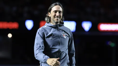 Luis Zubeldía, técnico do São Paulo, durante partida contra o Atletico-MG pelo Campeonato Brasileiro de 2024.