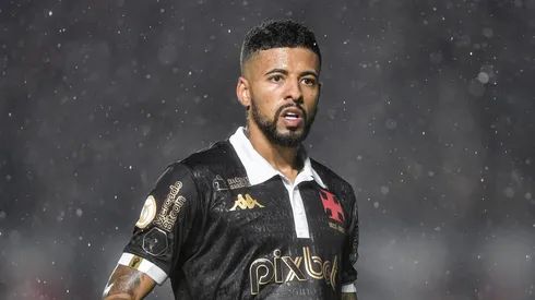 Paulinho, jogador do Vasco