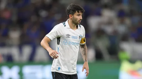 Villasanti jogando pelo Grêmio em 2024