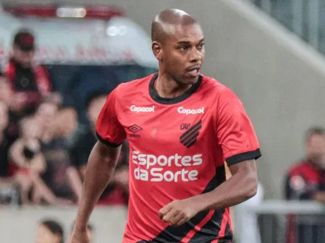 Athlético-PR acerta com volante para substituir Fernandinho