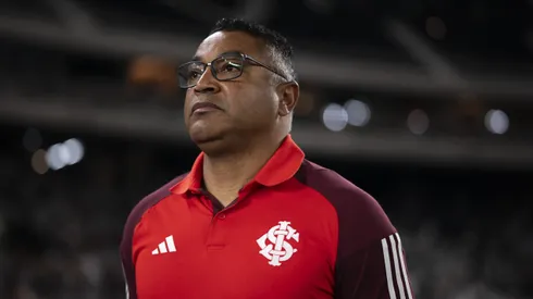 Roger Machado preocupa no Internacional.