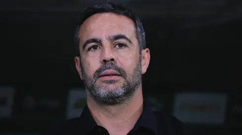 Artur Jorge deixou o Botafogo.