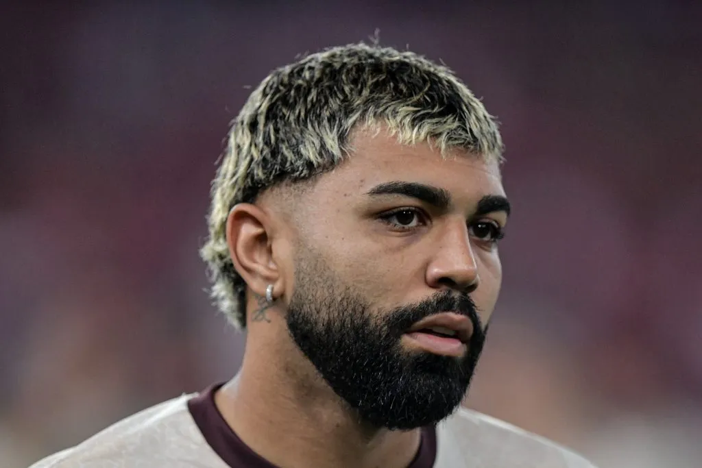 Gabigol durante aquecimento antes da partida contra o Bahia na Copa Do Brasil 2024. Foto: Thiago Ribeiro/AGIF