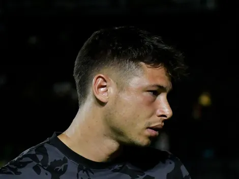 Vasco toma decisão de última hora sobre futuro de Capasso