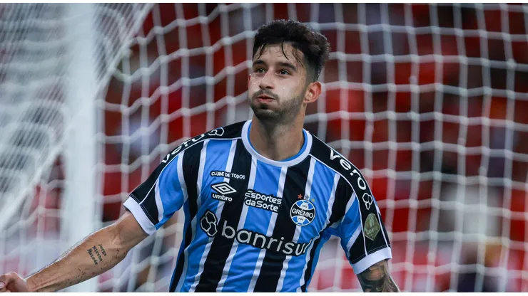 Villasanti jogador do Grêmio