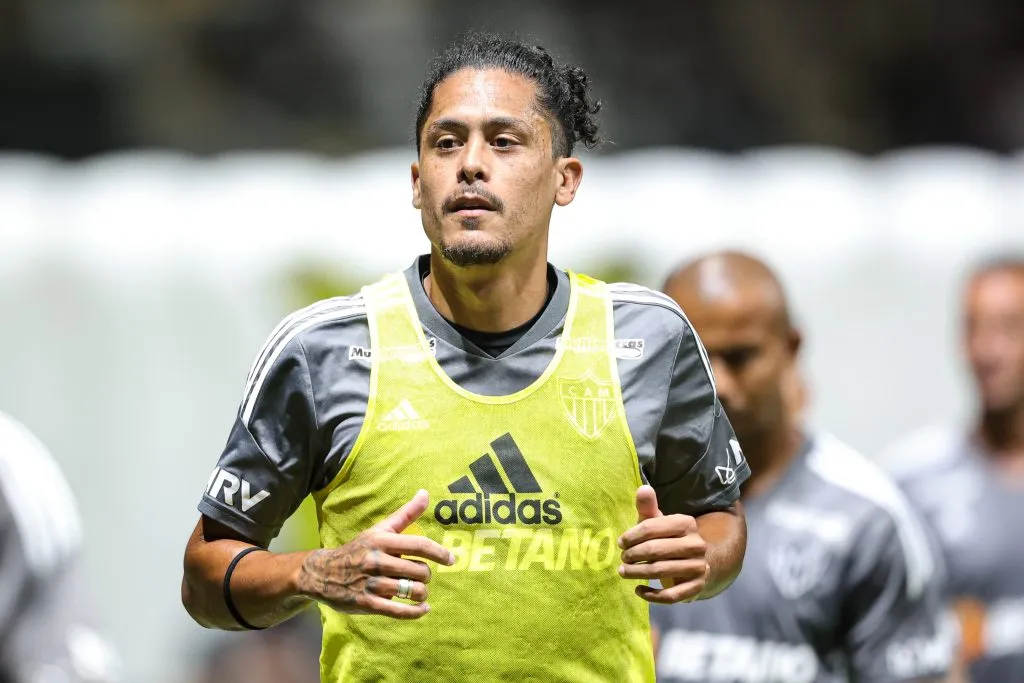 Maurício Lemos aquecendo no Atlético-MG –  Foto: Gilson Lobo/AGIF
