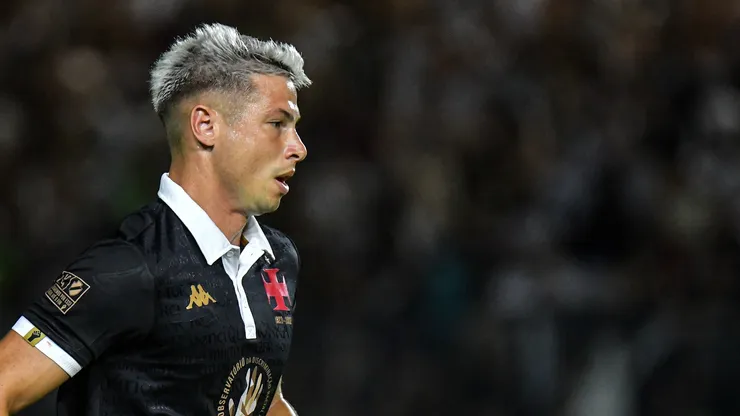 Capasso jogador do Vasco durante partida contra o Boavista no estádio São Januário pelo campeonato Carioca 2024. Foto: Thiago Ribeiro/AGIF