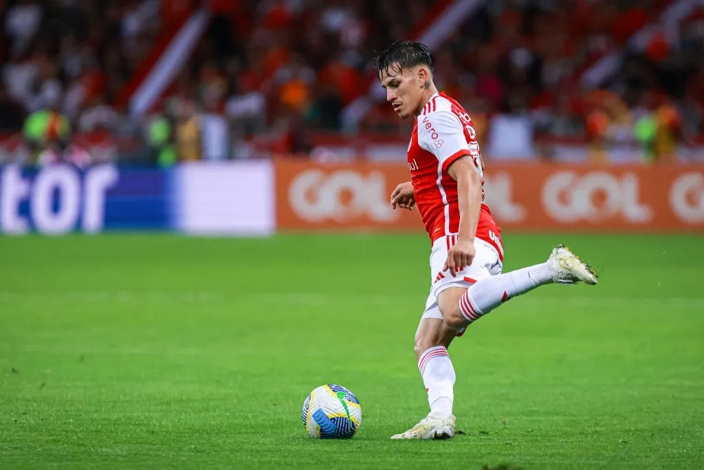 Alexandro Bernabei jogador do Internacional durante partida contra o Cuiaba no estadio Beira-Rio pelo campeonato Brasileiro A 2024. Foto: Maxi Franzoi/AGIF