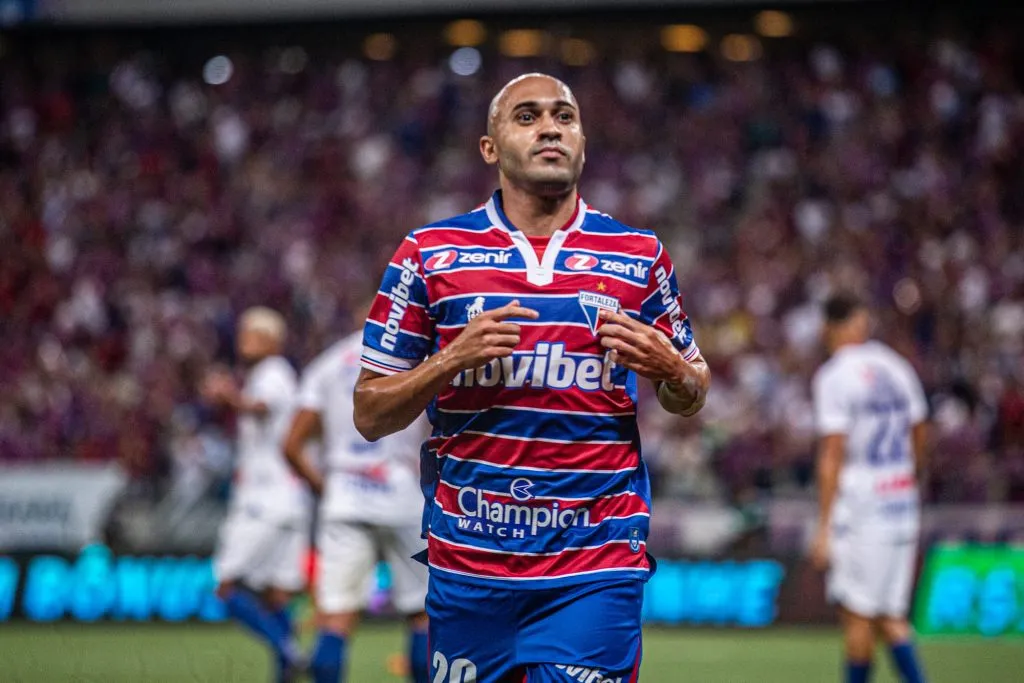 Dudu comemorando gol durante partida contra o Águia de Marabá na Copa do Brasil 2023. Foto: Lucas Emanuel/AGIF