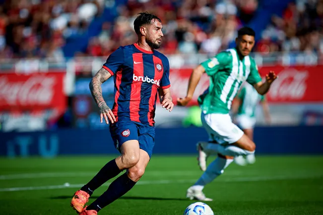 Francisco Fydriszewski atuando no San Lorenzo em 2024 – (Photo by Roberto Tuero/SOPA Images/LightRocket via Getty Images)