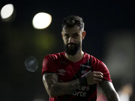 Mastriani negocia com dois clubes brasileiros e saída do Athletico-PR se aproxima