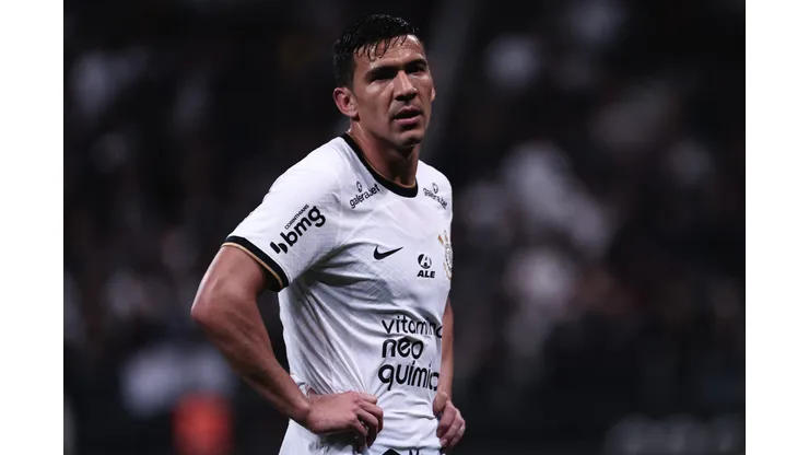 Balbuena durante confronto entre Corinthians e Fluminense na Copa do Brasil 2022.