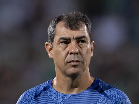 Carille veta contratação de meia no Vasco para 2025