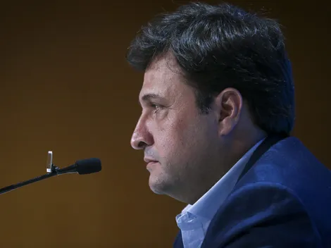 Alberto Guerra prepara oferta para ter ex-Flamengo no Grêmio