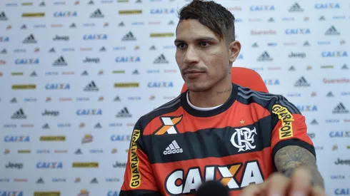 Apresentacao de Paolo Guerrero no Flamengo – Paolo Guerrero durante sua apresentacao no Flamengo na Gavea. Foto: Pedro Martins/AGIF