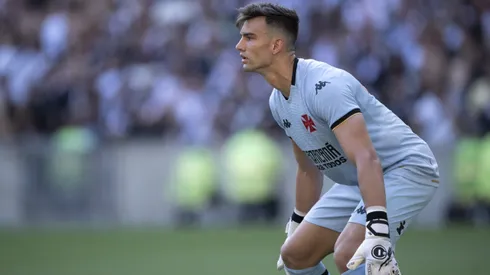 Leo Jardim goleiro do Vasco durante partida contra o Nova Iguacu no estadio Maracana pelo campeonato Carioca 2024.