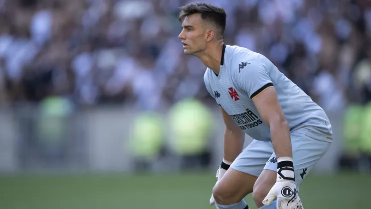 Leo Jardim goleiro do Vasco durante partida contra o Nova Iguacu no estadio Maracana pelo campeonato Carioca 2024.