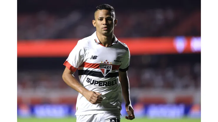Erick jogador do São Paulo