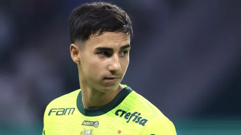Vitor Reis jogador do Palmeiras durante partida contra o Bahia no estadio Arena Allianz Parque pelo campeonato Brasileiro A 2024.
