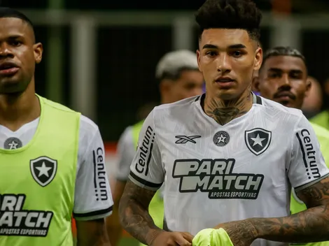 Textor recebe alerta e clube da Premier League prepara oferta por Igor Jesus, do Botafogo