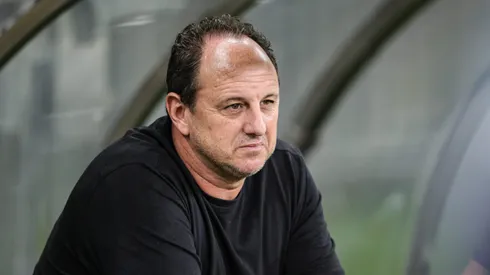 Rogerio Ceni, técnico do Bahia, durante partida contra o Cruzeiro (Foto: Gilson Lobo/AGIF)