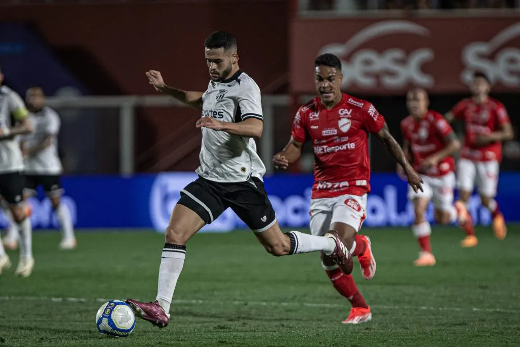 Patrick de Lucca jogando pelo Ceará em 2024 – Foto: Isabela Azine/AGIF