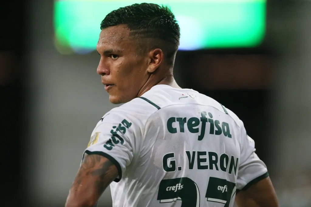 MT – Cuiaba – 30/11/2021 – BRASILEIRO A 2021, CUIABA X PALMEIRAS – Gabriel Veron jogador do Palmeiras durante partida contra o Cuiaba no estadio Arena Pantanal pelo campeonato Brasileiro A 2021. Foto: Gil Gomes/AGIF
