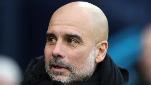 Pep Guardiola, técnico do Manchester City, em partida contra o West Ham (Photo by Carl Recine/Getty Images)