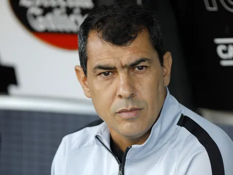 Fábio Carille toma decisão sobre atacante estrangeiro oferecido ao Vasco