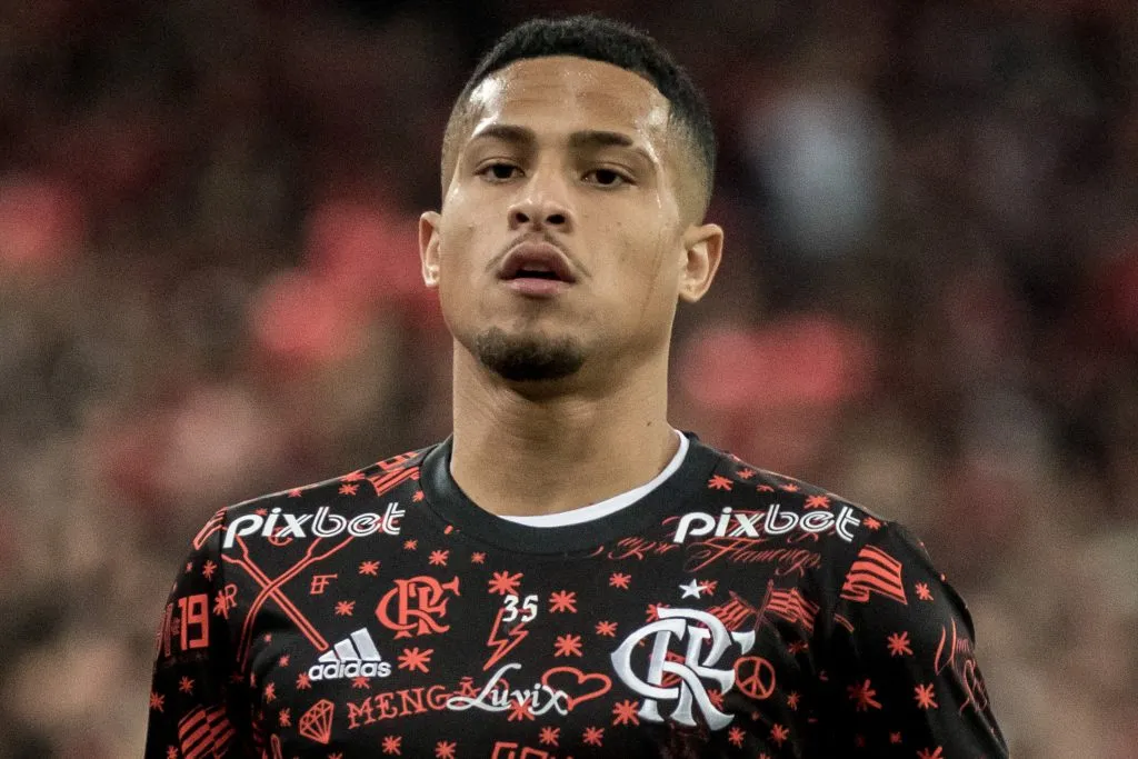 PR – Curitiba – 17/08/2022 – COPA DO BRASIL 2022, ATHLETICO-PR X FLAMENGO – Joao Gomes jogador do Flamengo durante aquecimento antes da partida contra o Athletico-PR na Arena da Baixada pelo campeonato Copa do Brasil 2022. Foto: Robson Mafra/AGIF