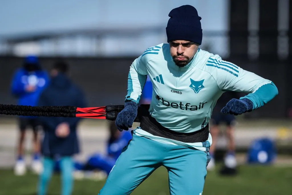 Foto: Gustavo Aleixo/Cruzeiro – Fagner durante treinamento do Cruzeiro nos Estados Unidos.