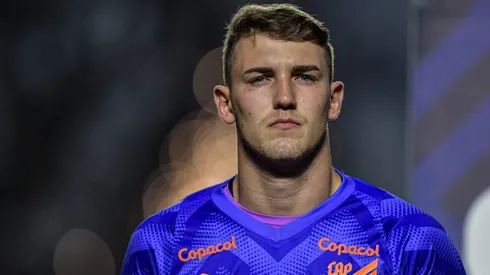 Léo Linck, goleiro do Athletico-PR, durante partida contra o Vasco pelo Campeonato Brasileiro de 2024. Foto: Thiago Ribeiro/AGIF