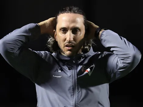 São Paulo é surpreendido, meio-campista se oferece para o rival e Zubeldía se irrita