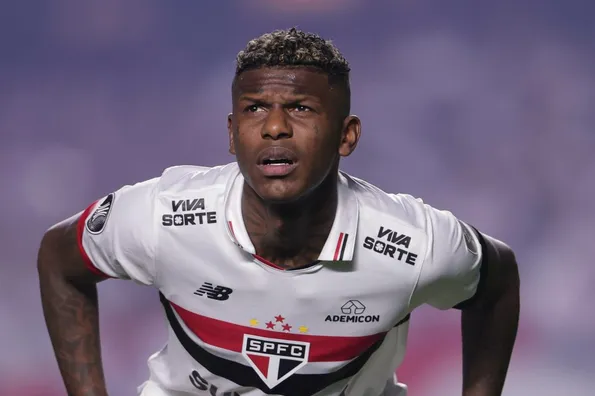 Arboleda durante partida contra o Nacional (URU) no Morumbi pela Copa Libertadores 2024 – Foto: Ettore Chiereguini/AGIF
