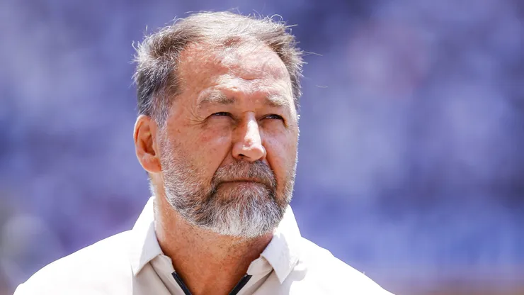Augusto Melo, presidente do Corinthians, durante partida contra o Cruzeiro (Foto: Marco Miatelo/AGIF)