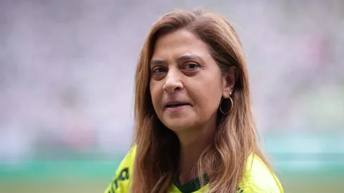 Leila Pereira durante confronto contra o Fortaleza no Brasileirão 2024. (Imagem: Ettore Chiereguini/AGIF)