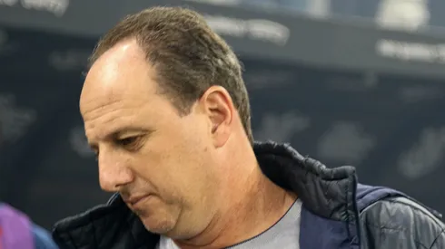 Ceni pode perder meio-campista para o Athletico.