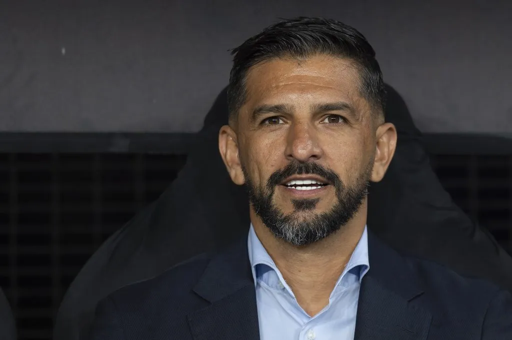 Emiliano Díaz durante partida contra o Racing na Copa Sul-Americana 2024. Foto: Anderson Romao/AGIF