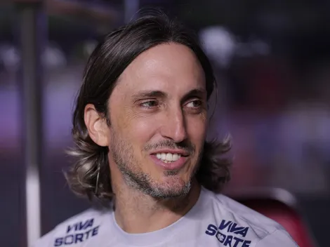 Zubeldía aprova atacante oferecido ao São Paulo que toma decisão