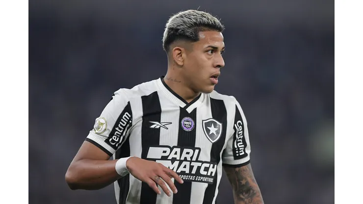 Matheus Martins jogador do Botafogo