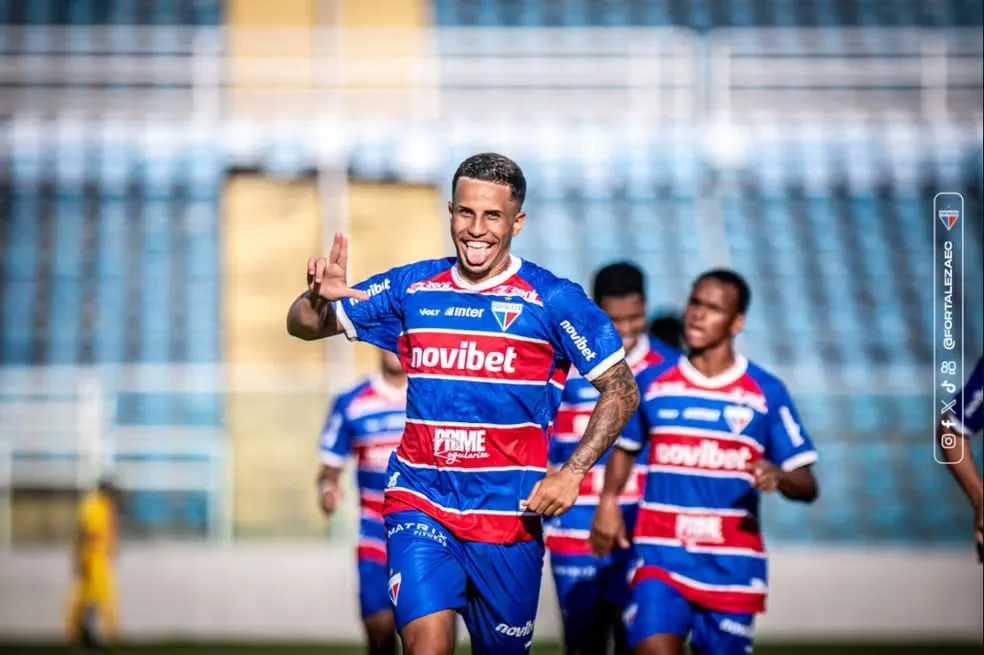Kauê comemora gol pelo Fortaleza. Foto&nbsp;João Moura/Fortaleza EC