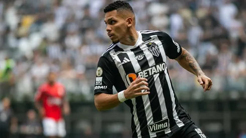 Paulinho jogador do Atletico-MG durante partida contra o Atletico-GO no estadio Arena MRV pelo campeonato Brasileiro A 2024.