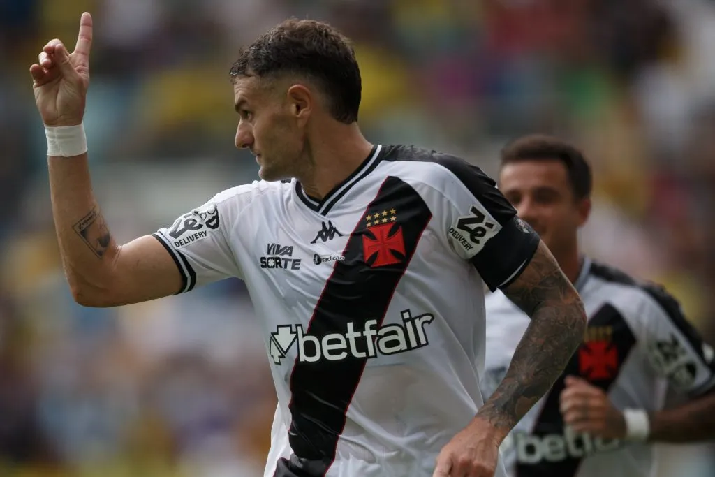 Ronaldo aposta em um bom 2025 do Vasco – Foto: Gil Gomes/AGIF.
