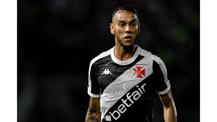 Souza jogando no Vasco em 2024