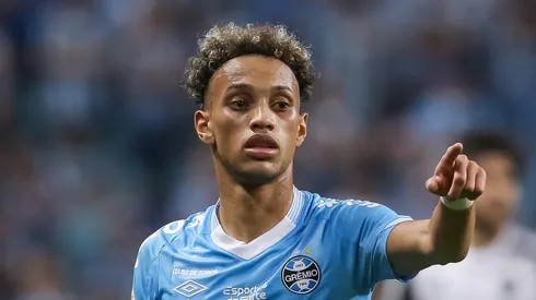 Bitello interessa ao Botafogo.