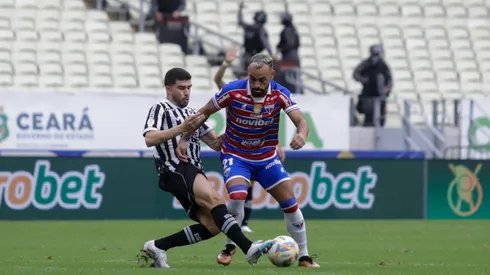 Moises pelo Fortaleza durante partida contra o Ceará na Arena Castelão pelo Campeonato Cearense 2024 – Foto: Lucas Emanuel/AGIF