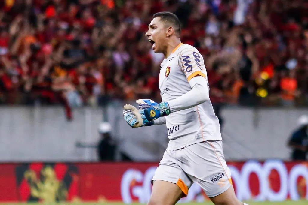 Mailson jogando no Sport em 2022 – . Foto: Rafael Vieira/AGIF