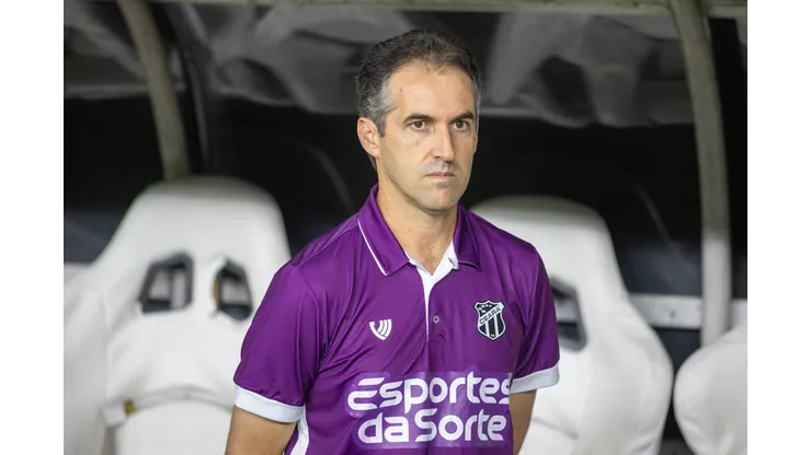 Léo Condé técnico do Ceará durante partida pelo campeonato Brasileiro B 2024. Foto: Baggio Rodrigues/AGIF